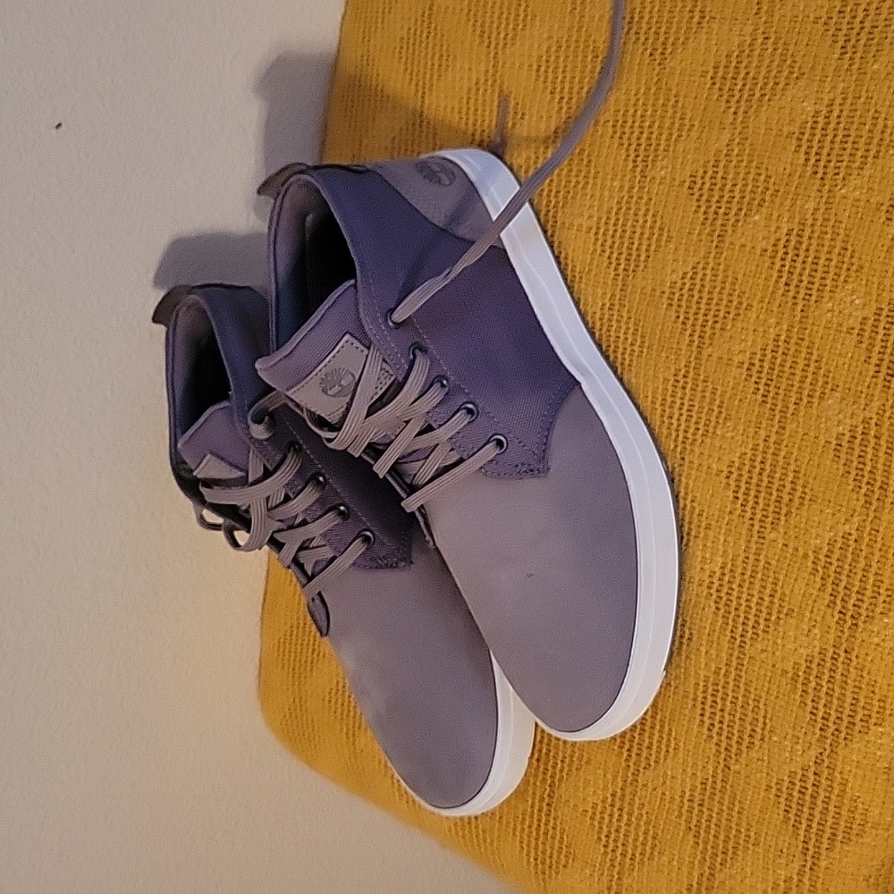 Mens zise 8.5 Timberland boots new without tags.